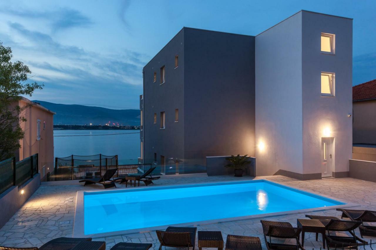 Luxury Villa Aria, Apartment Trogir Exterior foto