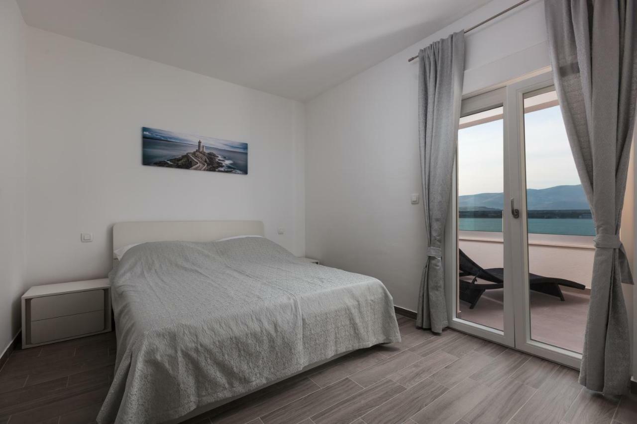 Luxury Villa Aria, Apartment Trogir Exterior foto